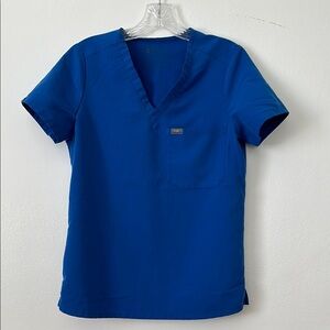FIGS Scrub one pocket top. Royal blue. XS